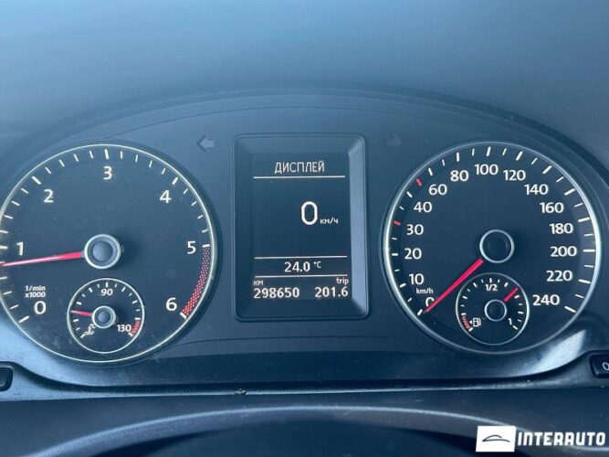 Volkswagen Caddy Maxi 38 interauto-car