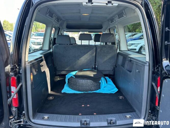 Volkswagen Caddy Maxi 31 interauto-car