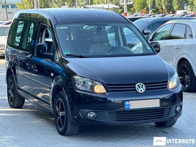 Volkswagen Caddy Maxi 29 interauto-car
