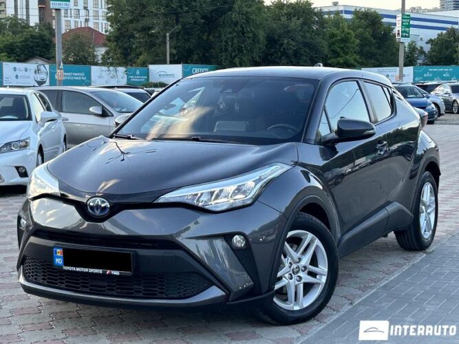 Toyota C-HR 32 interauto-car