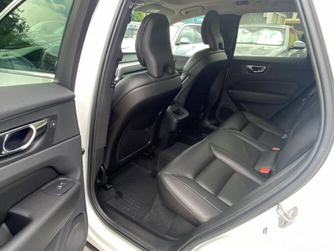 Volvo XC 60 37 interauto-car