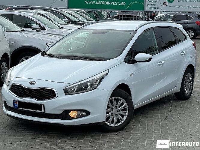 Kia Ceed 28 interauto-car