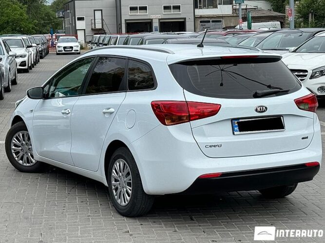 Kia Ceed 30 interauto-car