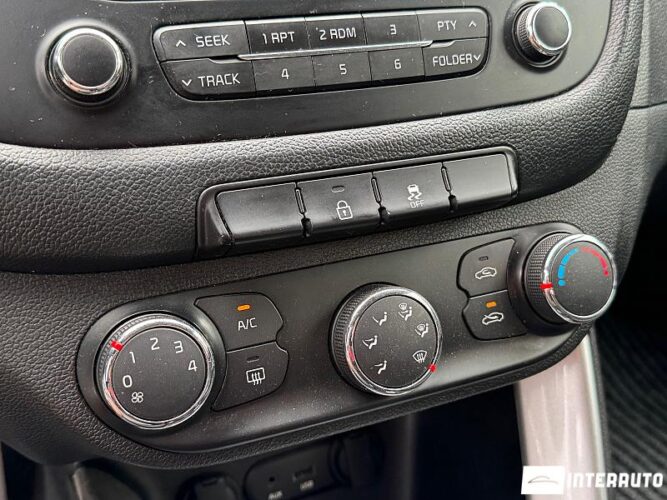 Kia Ceed 40 interauto-car