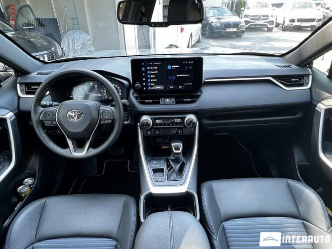 Toyota Rav-4 41 interauto-car