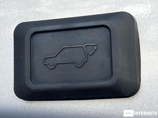 Toyota Rav-4 53 interauto-car