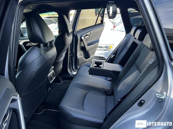 Toyota Rav-4 48 interauto-car