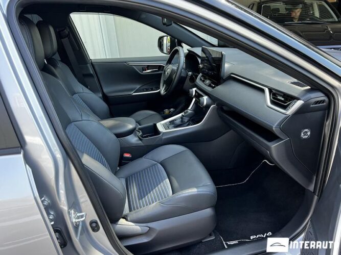 Toyota Rav-4 50 interauto-car