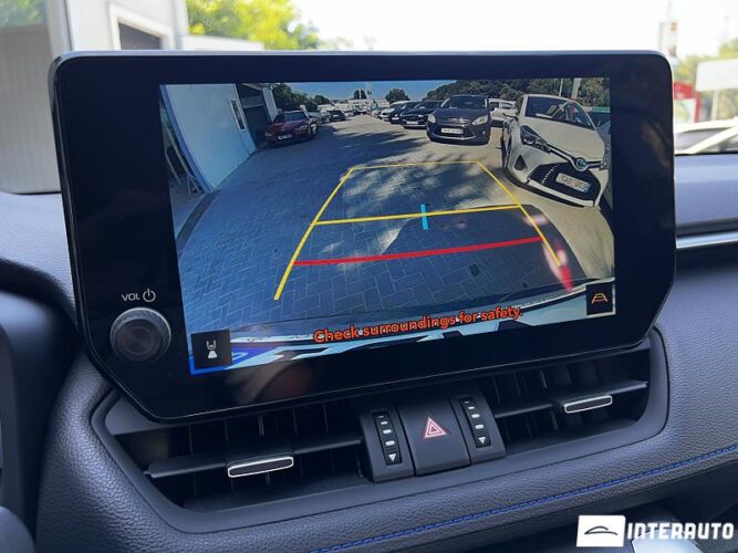 Toyota Rav-4 45 interauto-car