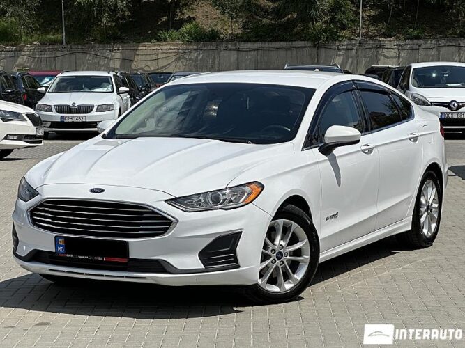 Ford Fusion 33 interauto-car