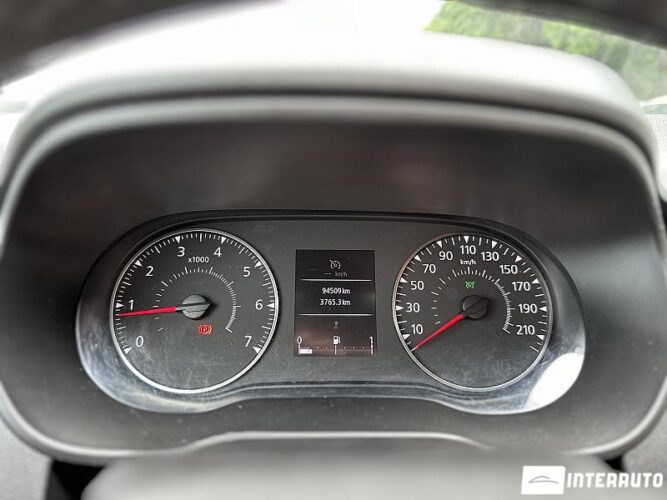 Dacia Duster 40 interauto-car