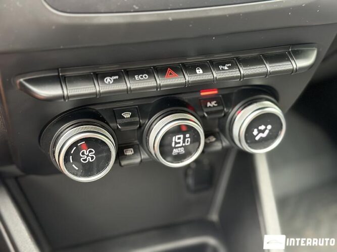 Dacia Duster 42 interauto-car