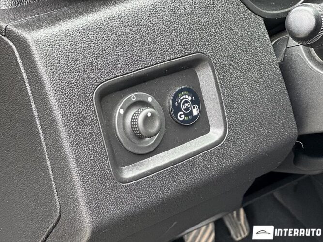 Dacia Duster 37 interauto-car