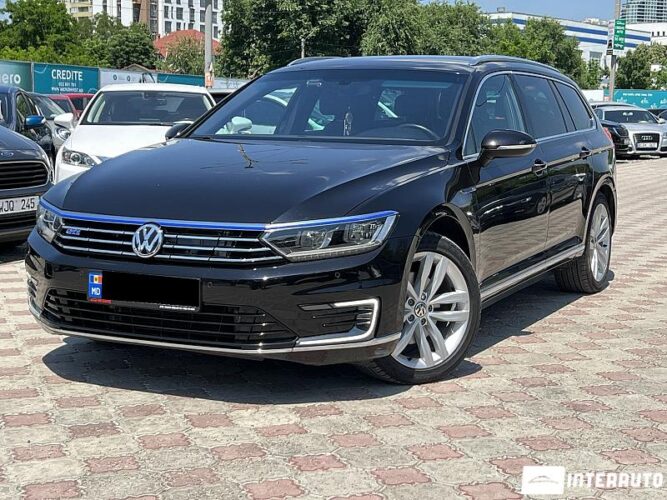 Volkswagen Passat GTE 29 interauto-car