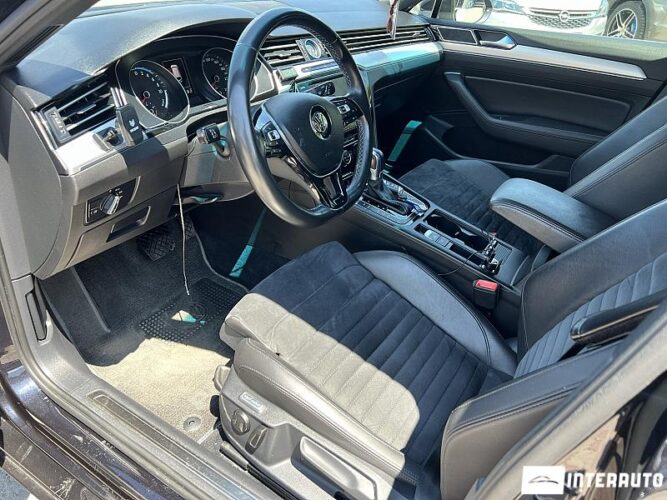 Volkswagen Passat GTE 34 interauto-car