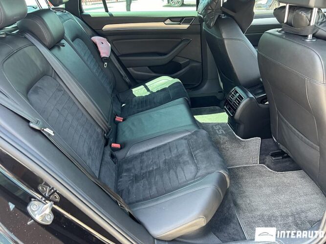 Volkswagen Passat GTE 45 interauto-car