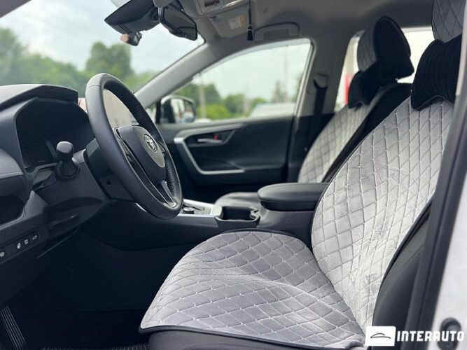 Toyota Rav-4 34 interauto-car