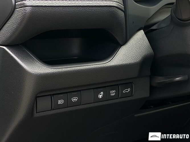 Toyota Rav-4 32 interauto-car