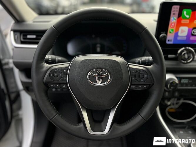 Toyota Rav-4 35 interauto-car