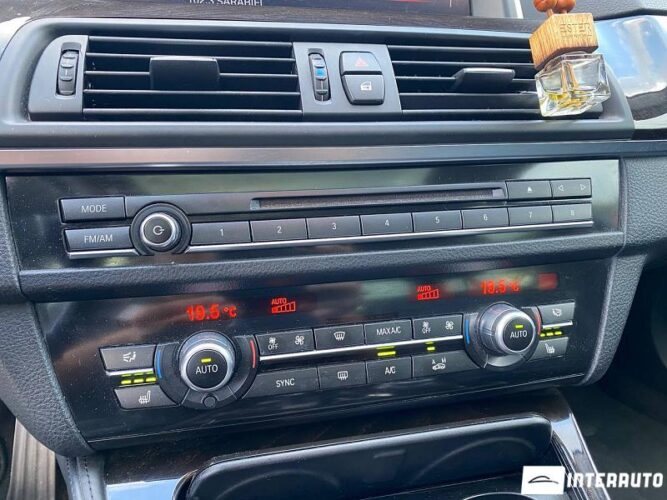 BMW 528 42 interauto-car