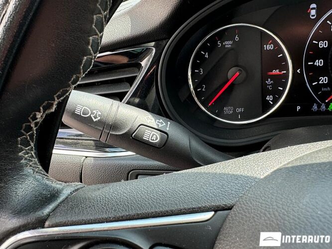 Opel Insignia 53 interauto-car