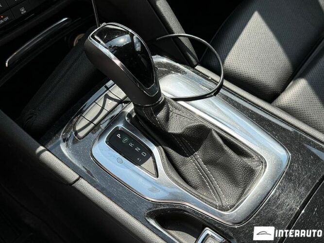 Opel Insignia 49 interauto-car