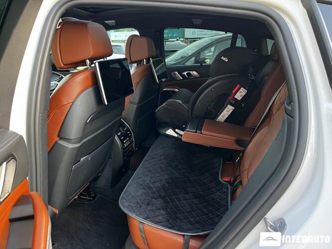 BMW X6 4.0i 52 interauto-car