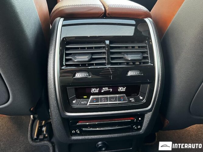 BMW X6 4.0i 55 interauto-car