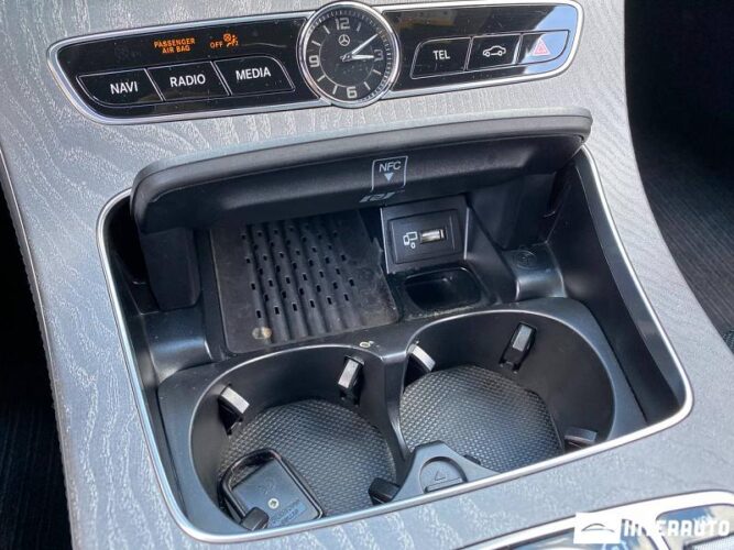 Mercedes CLS 450 52 interauto-car