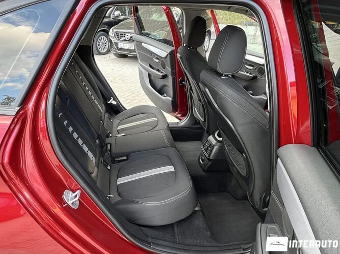 BMW 216d 51 interauto-car