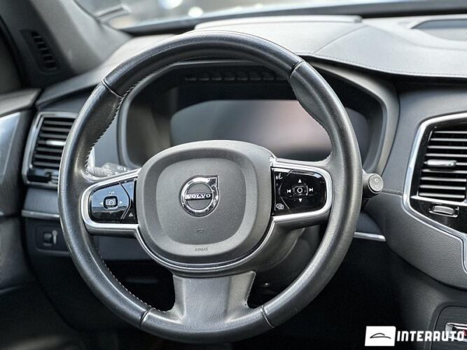 Volvo XC 90 44 interauto-car