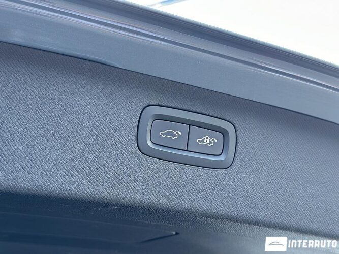 Volvo XC 90 37 interauto-car