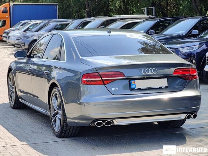 Audi A8 42 interauto-car