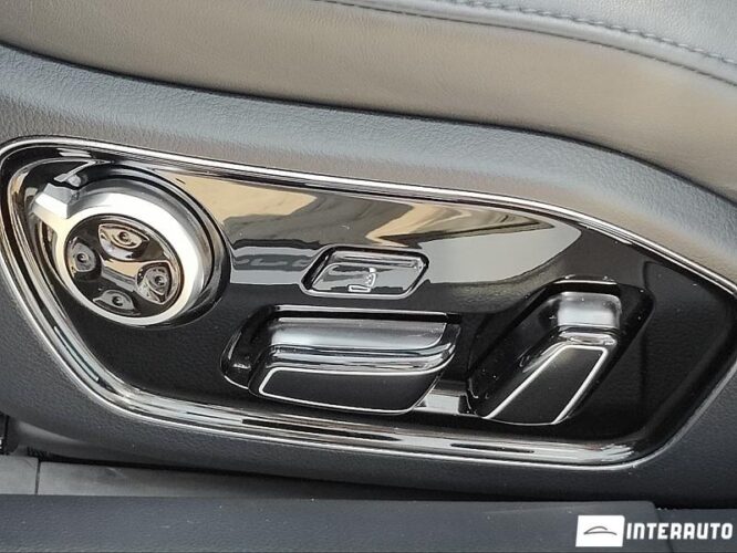 Audi A8 56 interauto-car