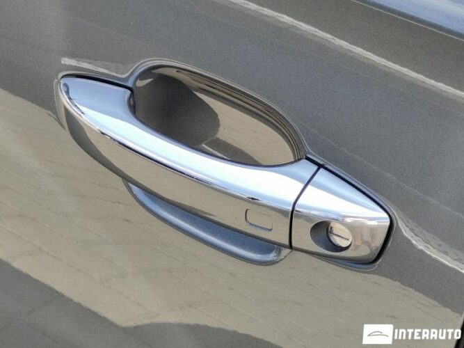 Audi A8 64 interauto-car