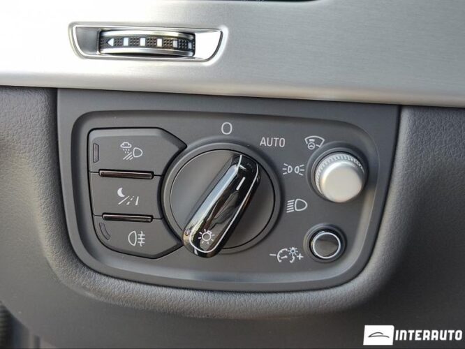 Audi A8 55 interauto-car