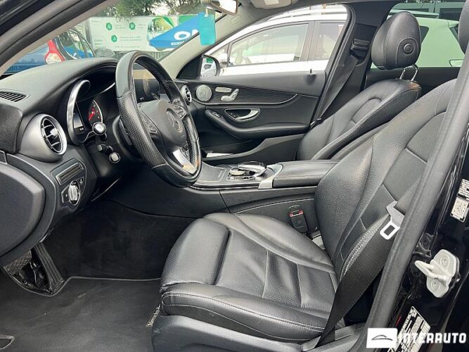 Mercedes C 300 30 interauto-car