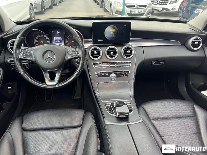 Mercedes C 300 39 interauto-car