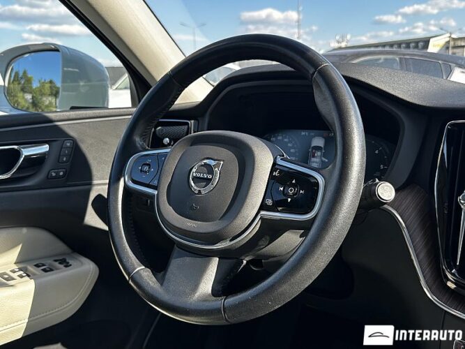 Volvo XC 60 37 interauto-car