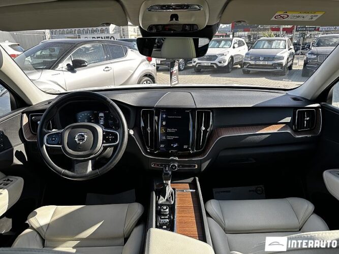 Volvo XC 60 36 interauto-car