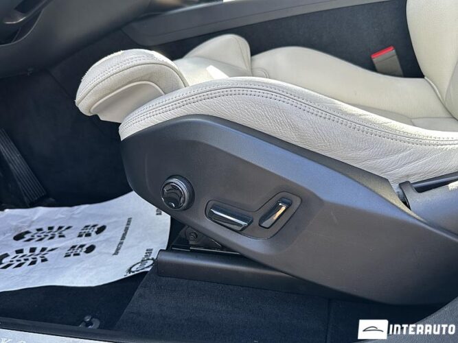 Volvo XC 60 48 interauto-car