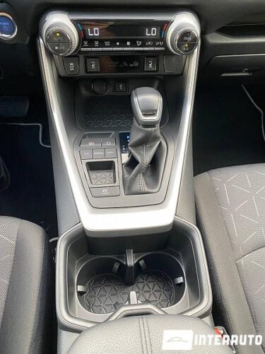 Toyota Rav-4 46 interauto-car