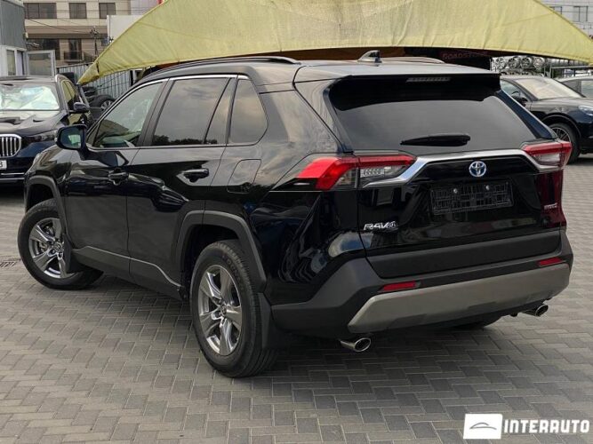 Toyota Rav-4 35 interauto-car