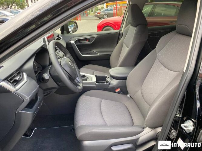 Toyota Rav-4 38 interauto-car