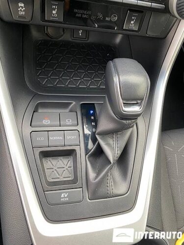 Toyota Rav-4 47 interauto-car