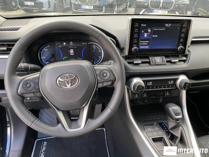Toyota Rav-4 40 interauto-car