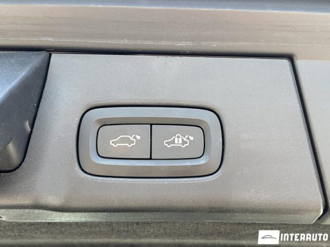 Volvo V 90 Cross Country 58 interauto-car