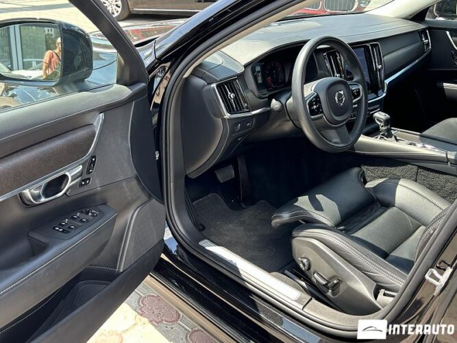 Volvo V 90 Cross Country 41 interauto-car