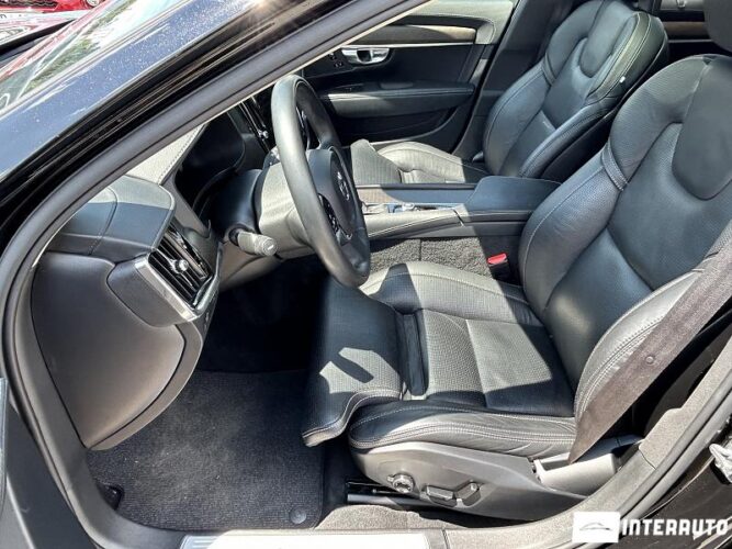 Volvo V 90 Cross Country 43 interauto-car