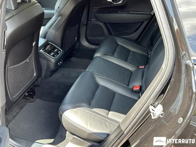 Volvo V 90 Cross Country 56 interauto-car